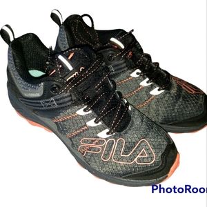 Fila Tennis Shoes